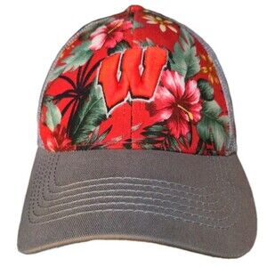 Wisconsin UW Hat Bermuda Floral